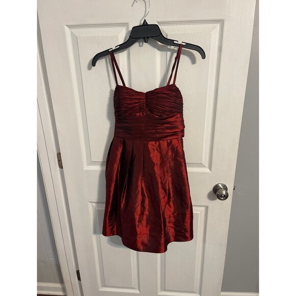Forever 21 Burgundy Taffeta Dress Size S - Picture 1 of 6